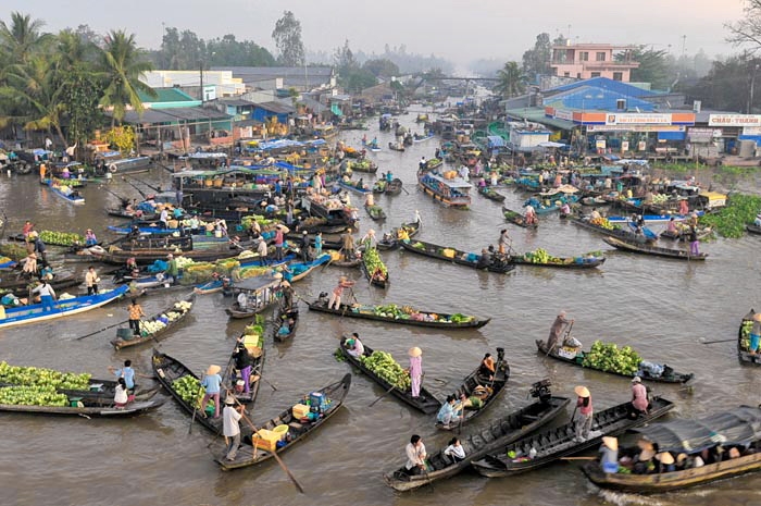 5 chợ nổi lớn nhất miền Tây 5