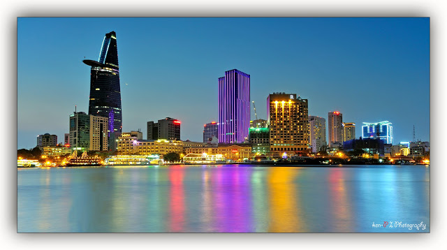 Thành phố Hồ Chí Minh vào ban đêm