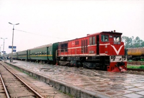 Tuyến tàu hỏa - đường sắt vào Huế